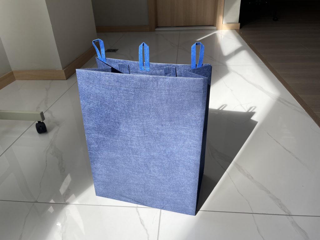 先進的RPET立體袋制袋機有什么用？一篇文章告訴你